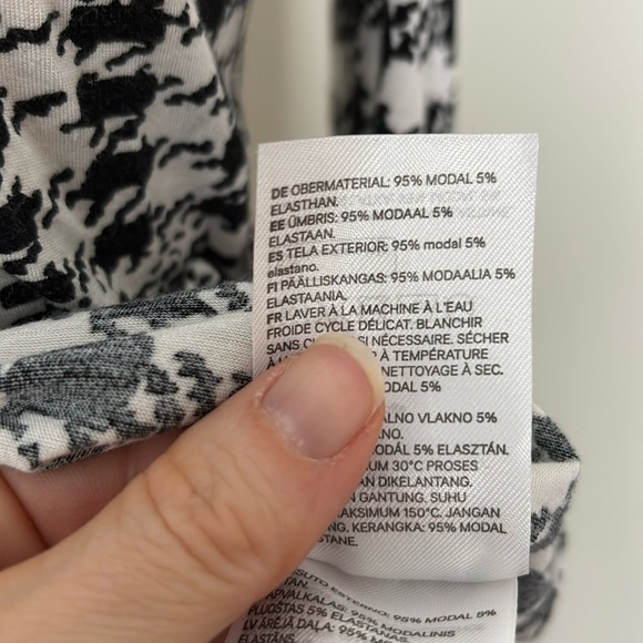 H&M x Richard Allen Modal Turtleneck Geometric S - Picture 5 of 7